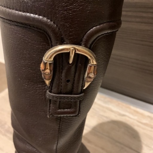 GUCCIのロングブーツ