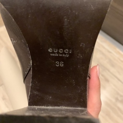 GUCCIのロングブーツ