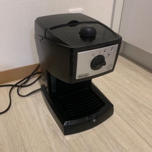 Delonghi エスプレッソマシーン　EC152J