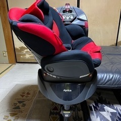 アップリカ　ベビーシート　チャイルドシートの画像