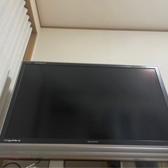 テレビ　50インチ(電源付かない)