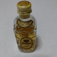 希少品　サントリー角ミニボトル
