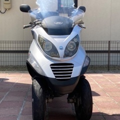 商談中　普通免許で乗れます　イタリア製ピアジオ