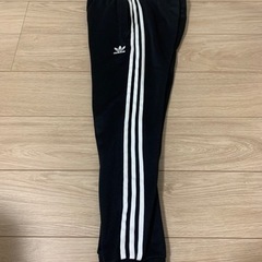 アディダス　トラックパンツジャージ
