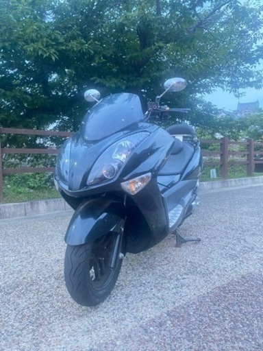 マジェスティー