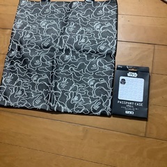 エイプのトートバッグとSTARWARS パスケース
