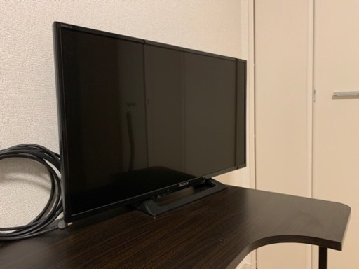 テレビ　リモコン付き