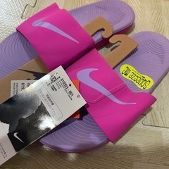 ナイキ ベナッシの中古が安い！激安で譲ります・無料であげます
