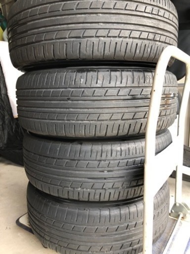 ハイエース215/60R16タイヤ付きホイール4本セット