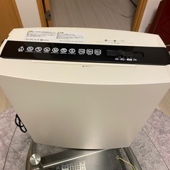 アイリスオーヤマ　業務用、家庭用シュレッダーの画像