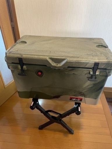 アイスランドクーラーボックス。冗談中