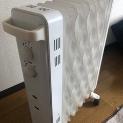 アイリスオーヤマ　オイルヒーターの画像