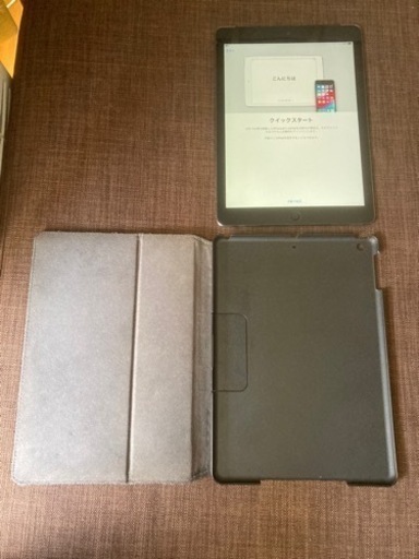 iPad Air  状態良好　カバー付き