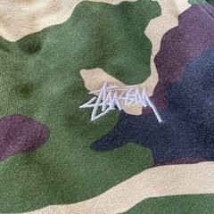【値下げ】ステューシー　stussy ハーフパンツ 迷彩 ストリ...