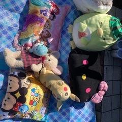 キャラクターぬいぐるみセットの画像