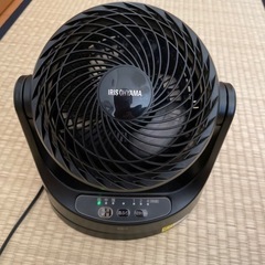 サーキュレーター　ブラック　アイリスオーヤマ　