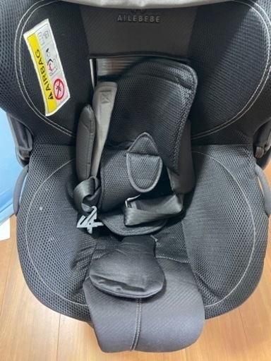チャイルドシート　AILEBEBE