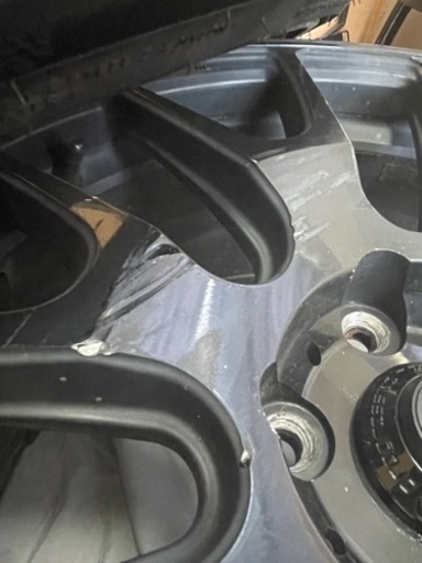 スタッドレスタイヤ　18インチ 8.5j タイヤ9部山以上