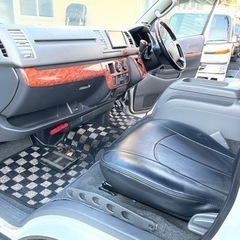 ハイエース　自社分割ローン　スーパーGL 20万kの画像