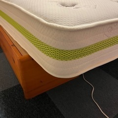 ダブルのマットレス　綺麗です。の画像
