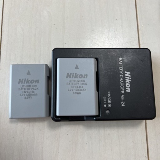 Nikon D5500 ダブルレンズ　バッテリー2個