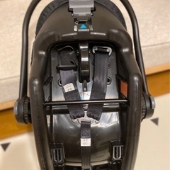 【値下】チャイルドシート Joie i-Base+juvaの画像