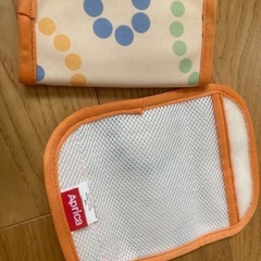 抱っこ紐、Apricaよだれカバー