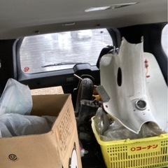 ガレージ整理で格安品多数