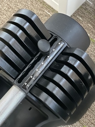 【ほぼ新品】定価25,000円 2022年4月購入 可変式ダンベル steady 20kg×2個セット トレーニング パワーブロック 