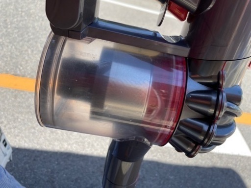 値下げ☆dyson  ダイソン sv10コードレスクリーナー 2018年購入