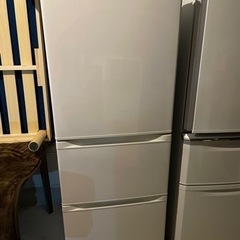 最終値下げ⭐︎名古屋市郊外配送無料　 TOSHIBA  330L冷蔵庫　GR-M33S