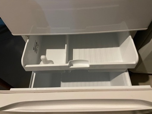 最終値下げ⭐︎名古屋市郊外配送無料　 TOSHIBA  330L冷蔵庫　GR-M33S