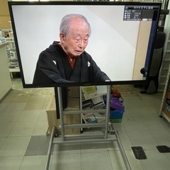 キャスター付き高さ調整可能　SHARP　AQUOS　40型テレビ　LC-40H11　　リサイクルショップ宮崎屋住吉店22.7.31　ｙ