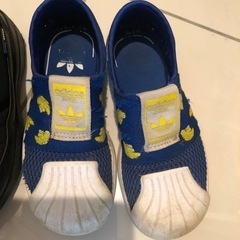 靴3足の画像