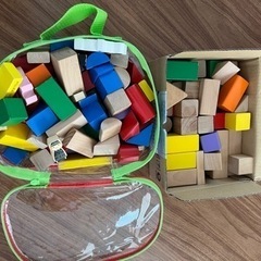 積み木　たくさんあります。　取引中