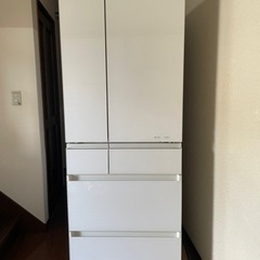 家庭用大型冷凍冷蔵庫　Panasonic NR-F553HPX-W