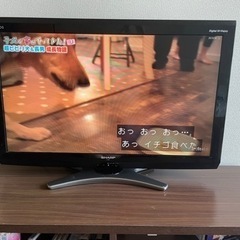 SHARP製　38インチテレビ、テレビ台
