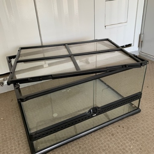 爬虫類ケージ14