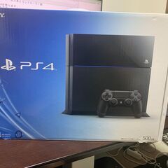 PS4本体＋オマケでゲーム３本とコントローラ１個