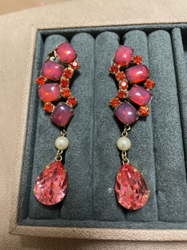 Gorgeousヴィンテージピアス