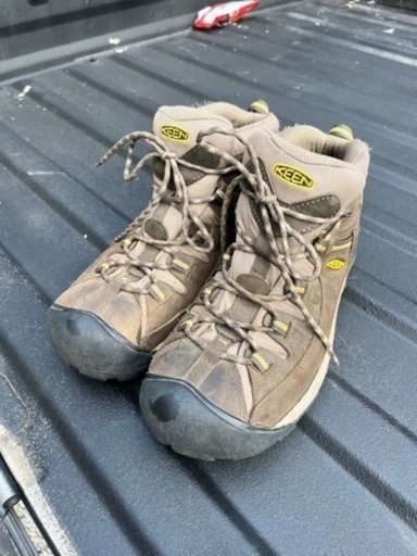 KEEN 登山靴　トレッキングシューズ