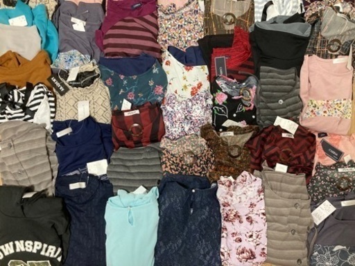 新品タグ付き70着まとめ売り　ブランド有り　大きいサイズ　レディース　せどり転売