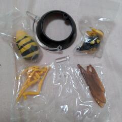 大スズメバチ　黄色　フィギュア