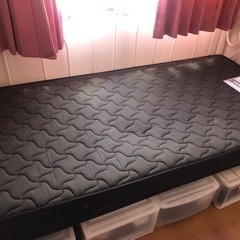 【8月7日まで　差し上げます】シングルマットレス  ブラック