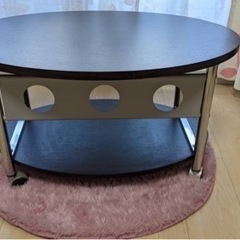 テレビボードの画像