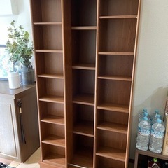 スライド式本棚（約175cm✖️91cm✖️44cm）の画像