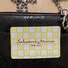 ヘビ革ミニポーチ　イタリア製ファッションの画像