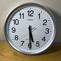 シチズン壁掛け時計　電波式
