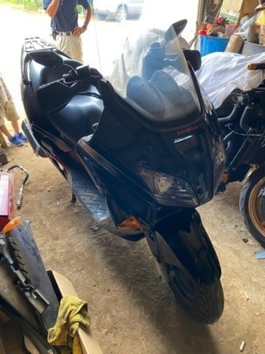 乗って帰れます。フォルツァ　自賠責2年　ロングスクリーン　リアキャリア　グリップヒーター