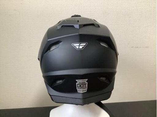 FLYヘルメット　Lサイズ59-60cm(未使用)